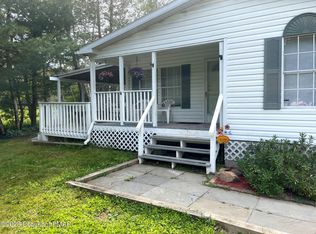 104 Tekiri Ln, Albrightsville, PA 18334