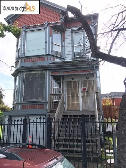 816 Pine St photo 1