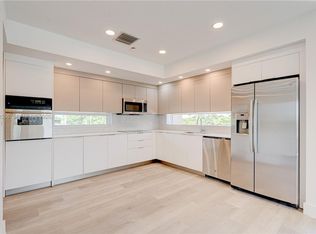 816 84th St #2, Miami Beach, FL 33141