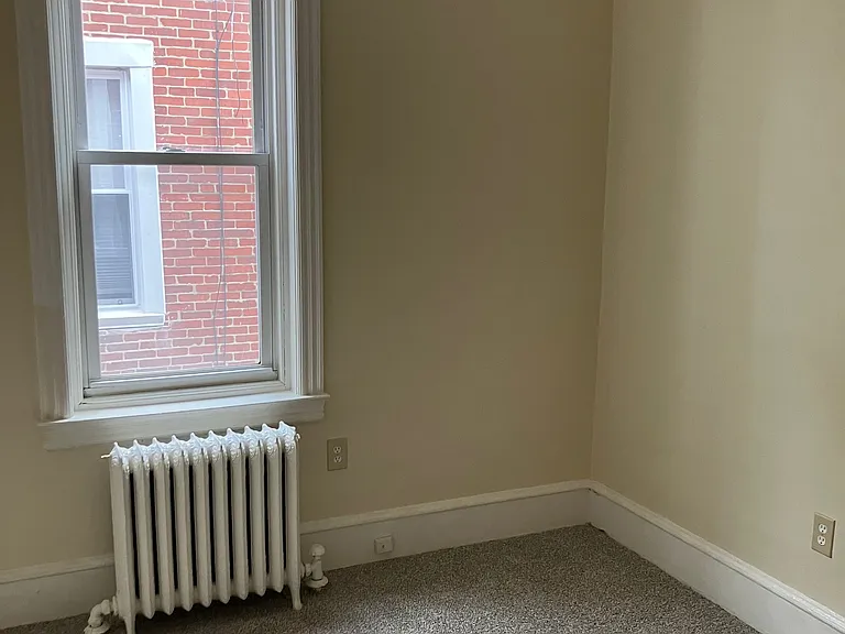 221 E Durham St #2 — Photo 9