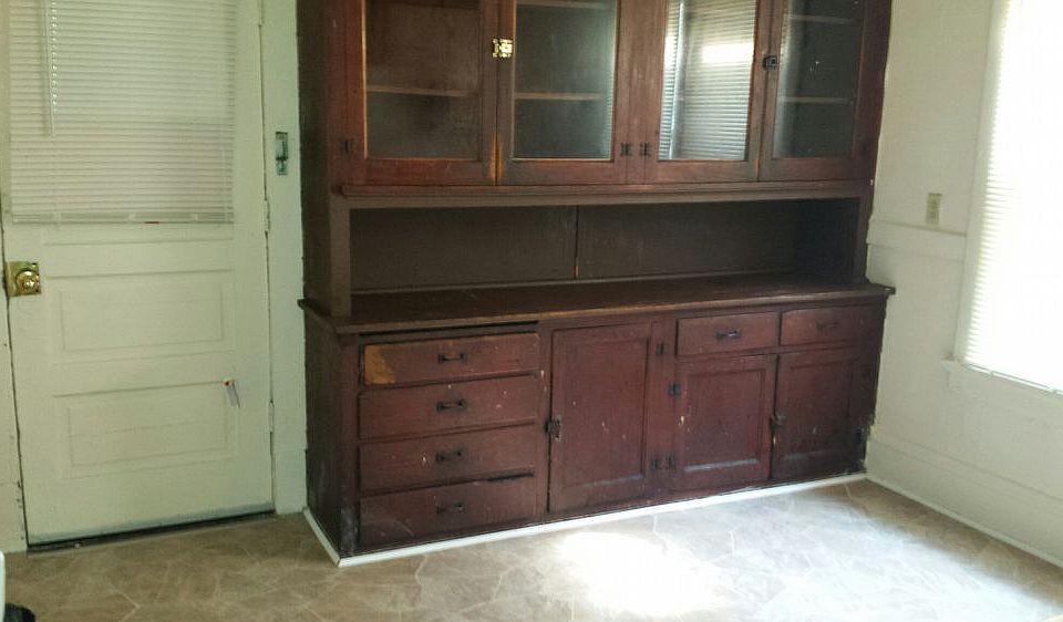 2nd image of 3310 W McKinley Blvd