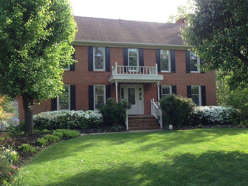 1st image of 624 Wickwood Dr