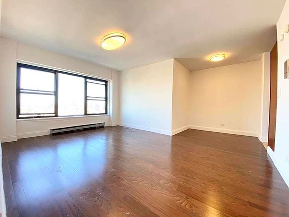 5th image of 410 Saint Nicholas Ave