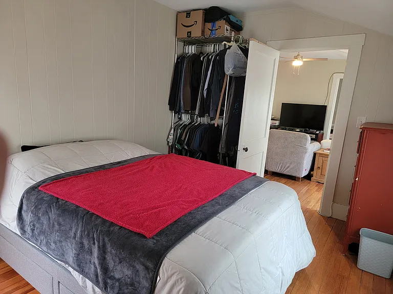 242 Main St #B — Photo 19