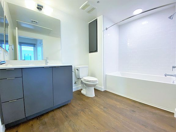 5th image of 2000 El Cajon Blvd #107