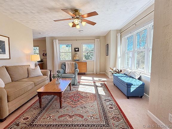 4th image of 202 Alder Way