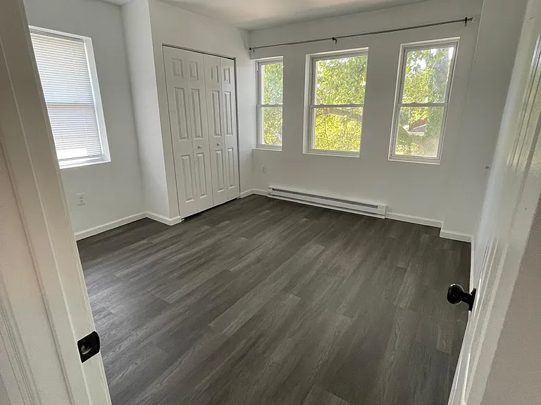 35 E Mowry St #2 — Photo 6