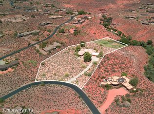 1068 N Shonto Ridge Dr, Ivins, UT 84738