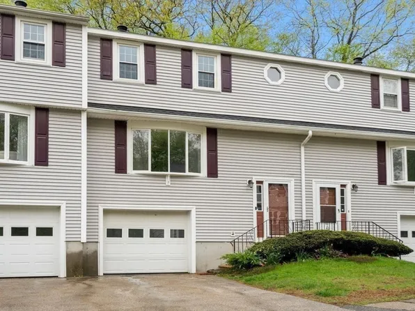 48 Lexington Rd Unit 48, Millbury, MA 01527