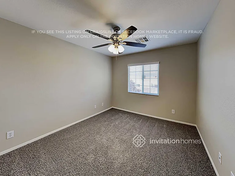 9045 Sheffield Garden Ave — Photo 15