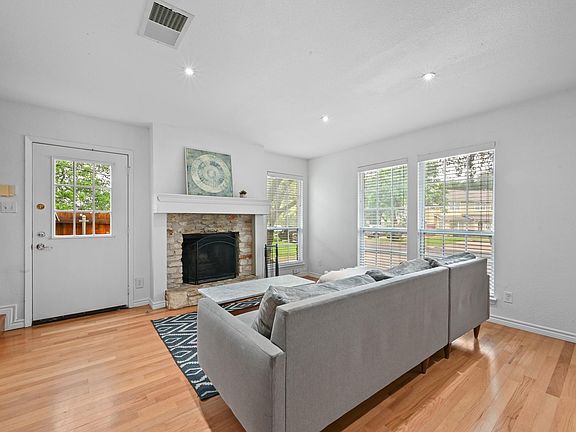 5th image of 1504 Allen Rd APT B