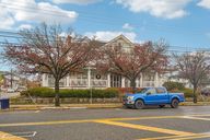 Atlantic Ave-S2011-001.jpg