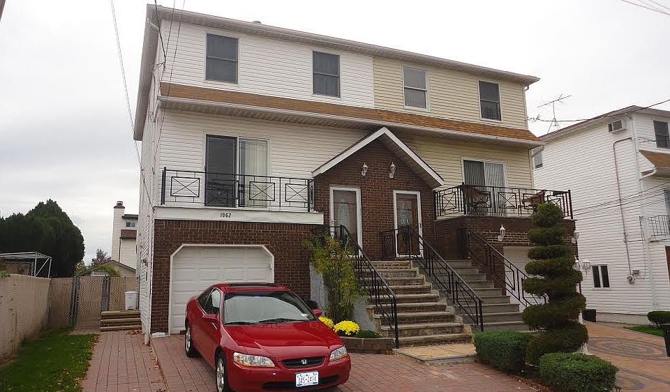 1st image of 1062 Rockland Ave