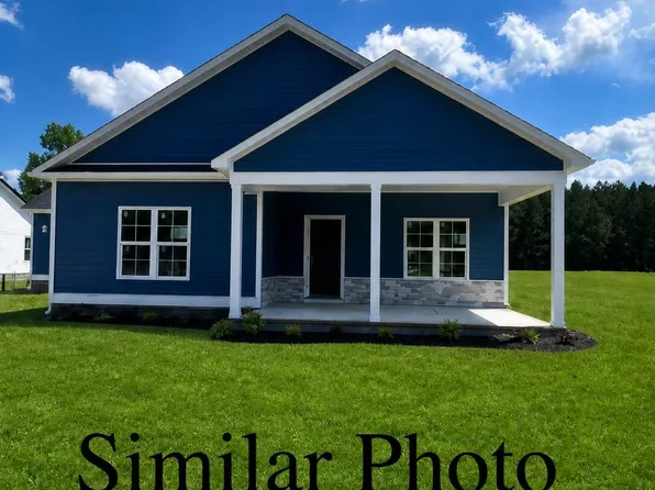 2889 Catherine Lake Road, Richlands, NC 28574