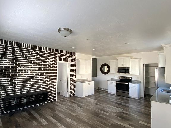 2nd image of 5387 W Mount Maclure Pl