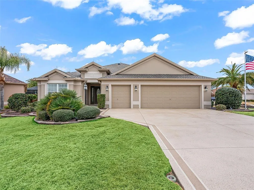 3 bed, 2.0 bath, 1913 sqft, $3,400 — Photo 3