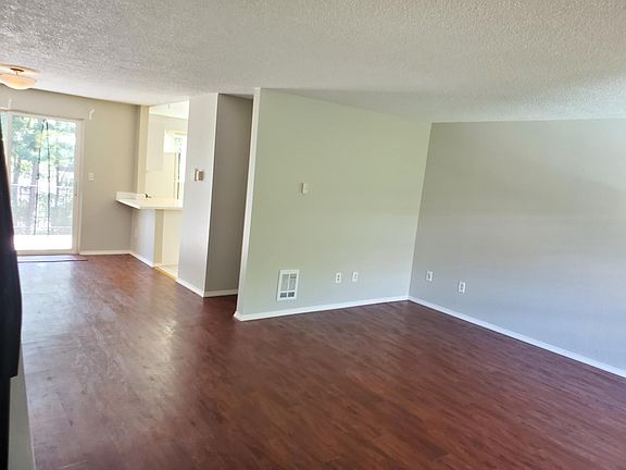 4th image of 3425 S 176th St Unit 251
