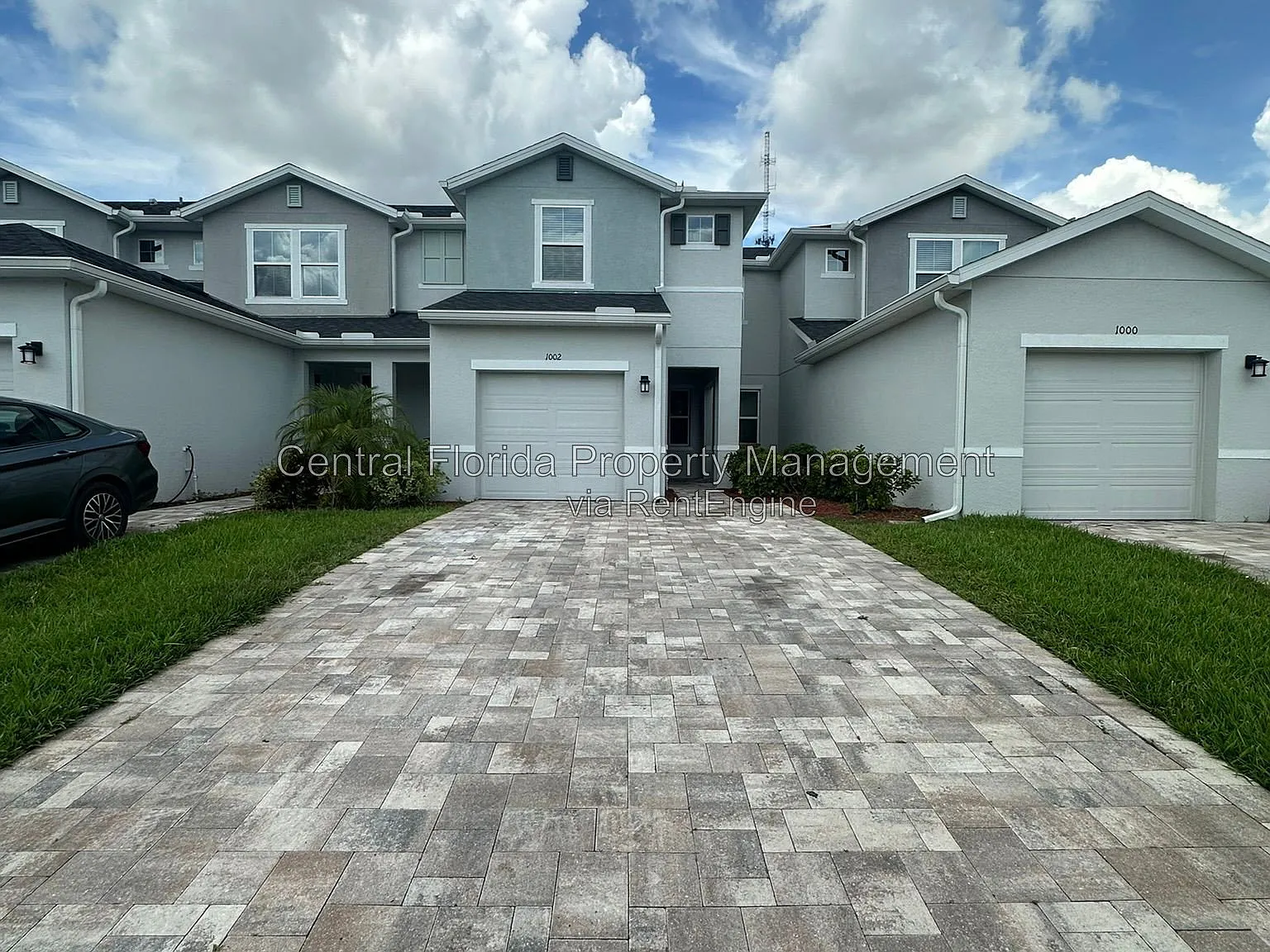 3 bed, 2.5 bath, 1356 sqft, $1,999 — Photo 2