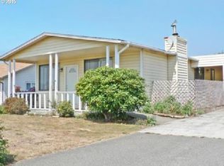 1222 Iris St, Brookings, OR 97415