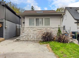 30 Thirtieth St, Toronto, ON M8W3B6