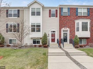 5206 Scott Ct, Robbinsdale, MN 55422