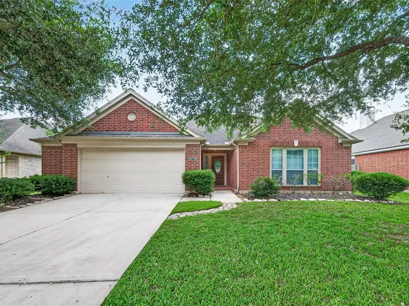 16715 Red Falls Cir, Houston, TX 77095