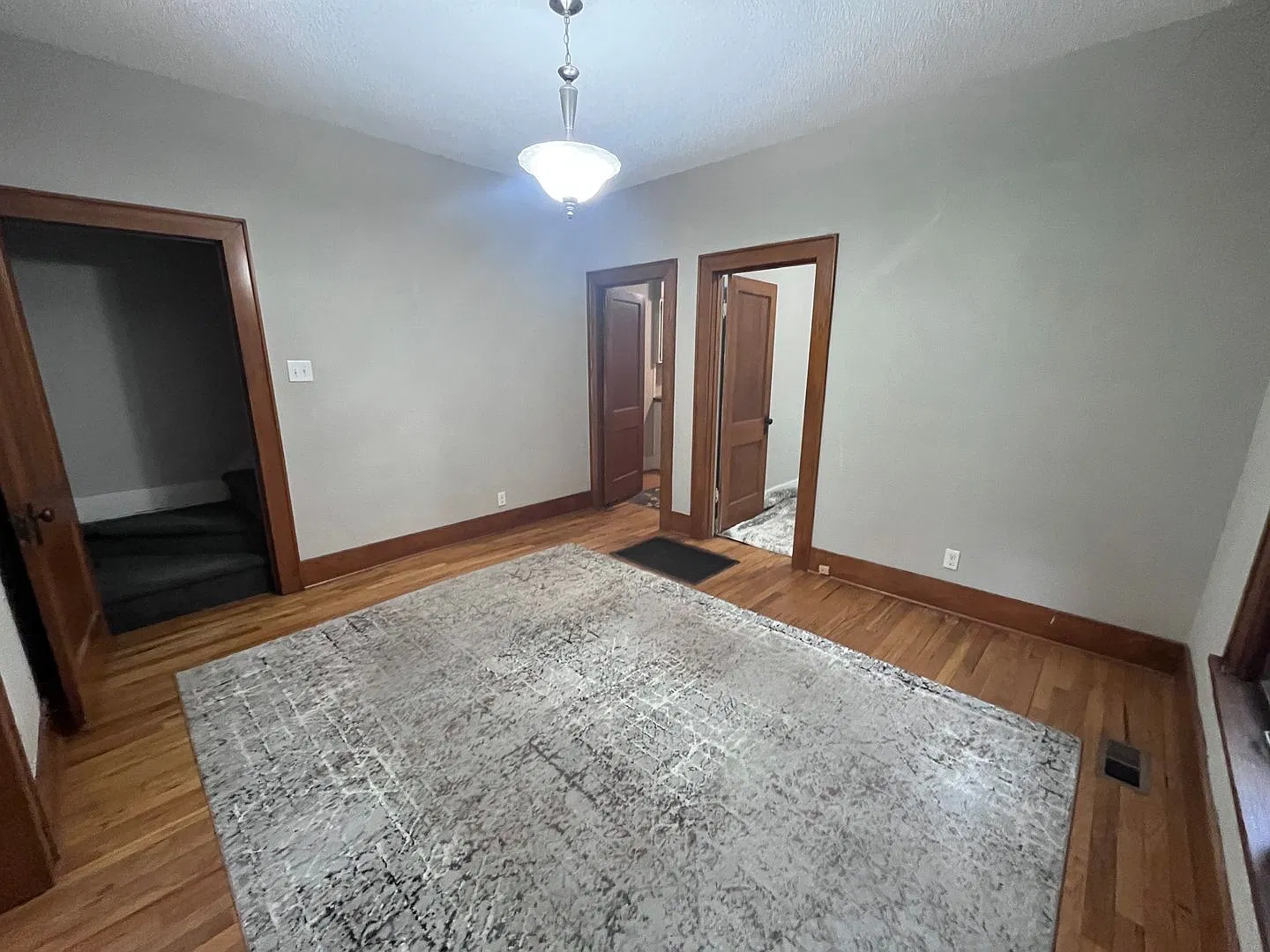 Gorgeous 2 bedroom, 1.5 bath home in Riverside — Photo 4