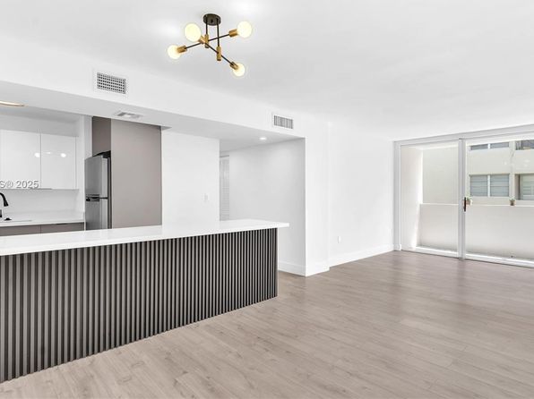 840 NW 87th Ave APT 204, Miami, FL 33172