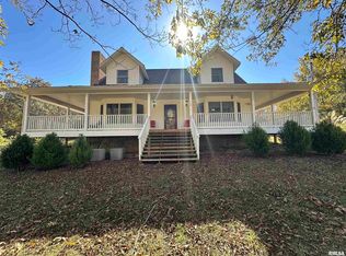 1025 Mountain Glen Rd, Cobden, IL 62920