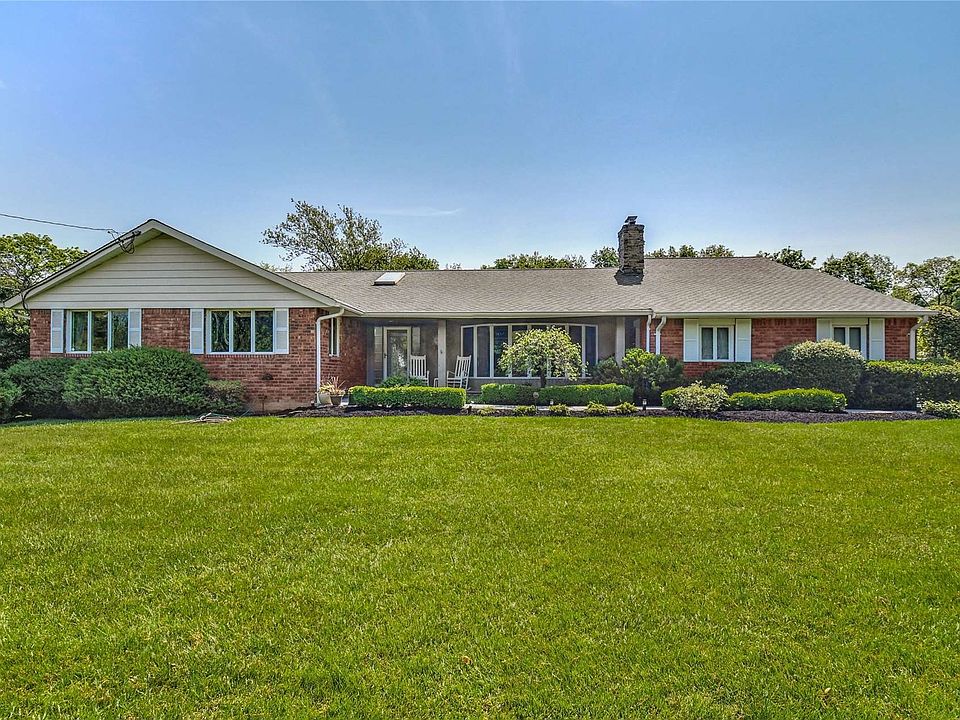 16 Renwick Avenue, Huntington, NY 11743 Zillow