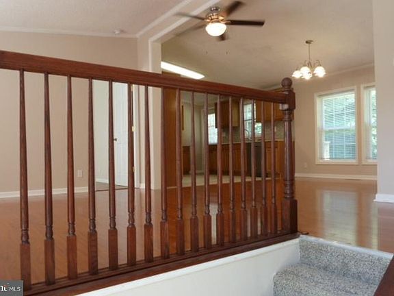 3rd image of 230 Waterford Dr