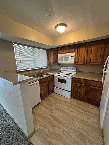 11560 N May Ave #204 Photo 1
