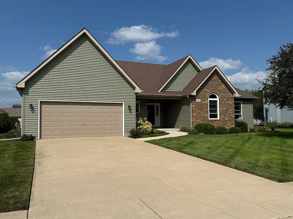 1213 Kramer Ln, Sandwich, IL 60548
