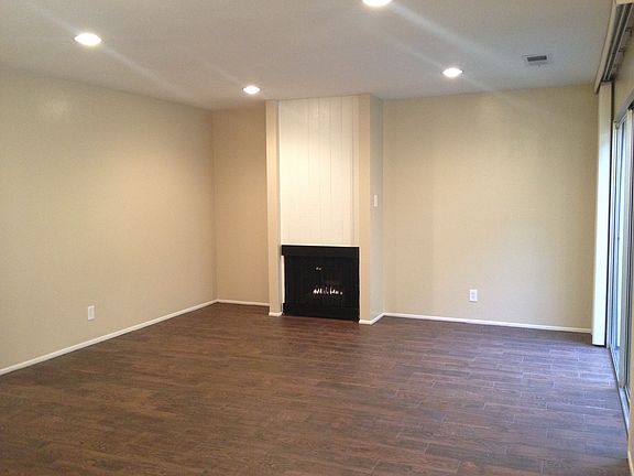 Living Room w/ Fireplace