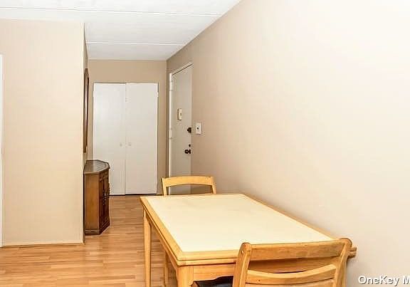 4th image of 135 Post Ave APT 6Q