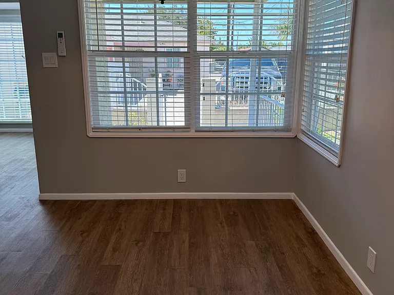 627 E Central Ave — Photo 4