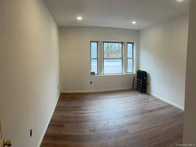 2 bed, 1.0 bath, 930 sqft, $2,650 — Photo 4