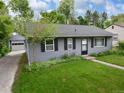 877 Starwick Dr, Ann Arbor, MI, 48105