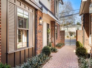 4107 Selwyn Walk Ct, Charlotte, NC 28209