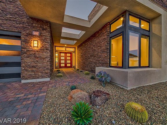 2nd image of 2224 Overlook Canyon Ln