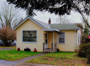 714 SE Lexington St, Portland, OR 97202