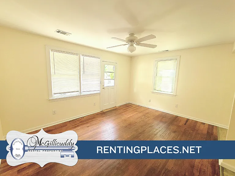 1202 Holden Dr — Photo 4
