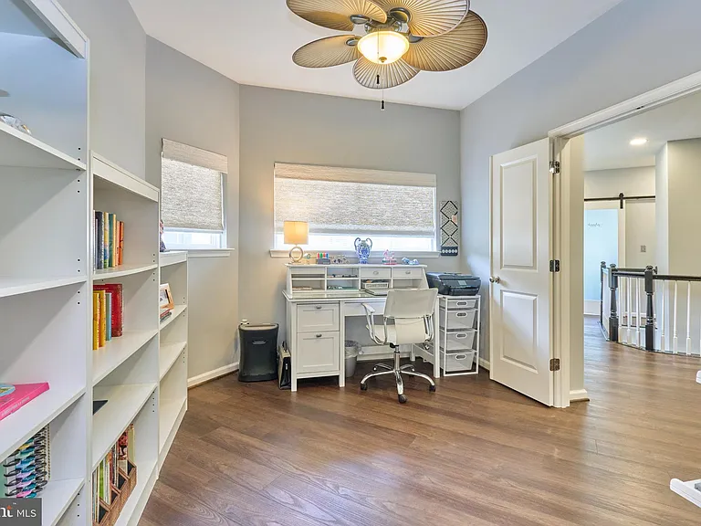 42719 Explorer Dr — Photo 44