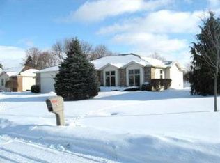 500 E Braeburn Dr, Saginaw, MI