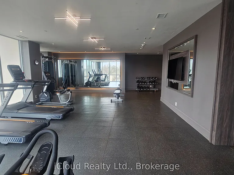 15 Lynch St #2302 — Photo 34