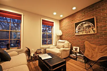 Rented by Nest Seekers International