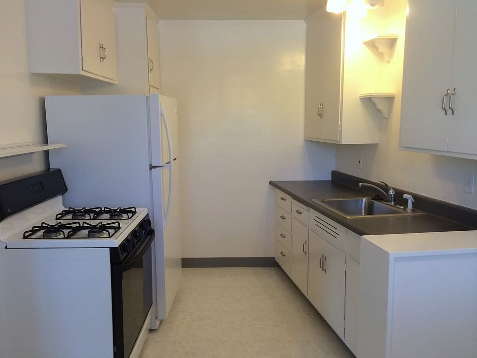 1st image of 86 Renato Ct APT 11
