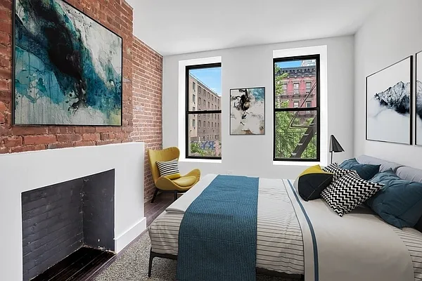 Rented by Douglas Elliman | media 16