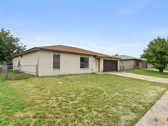 3rd image of 2905 Kim Dr