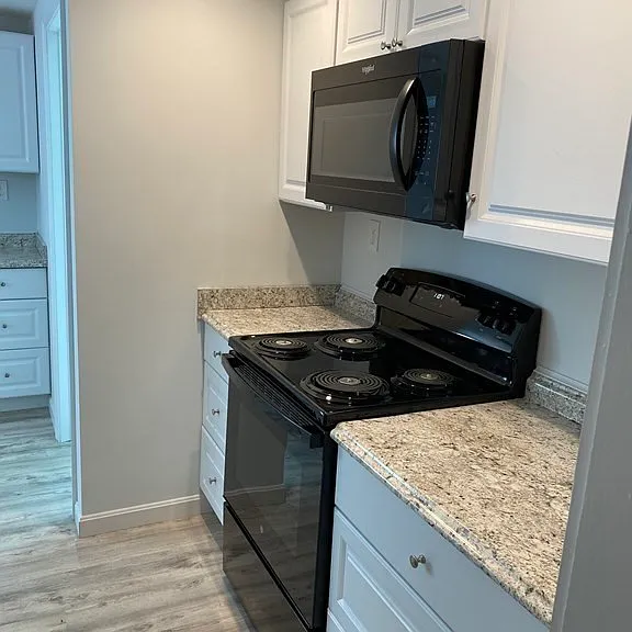 27 Jefferson St #2 — Photo 7